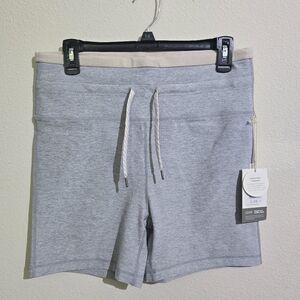 Vuori biker shorts xl